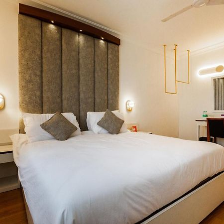 Hotel Clubhouse Nami Residency, Ahmedabad Exterior foto